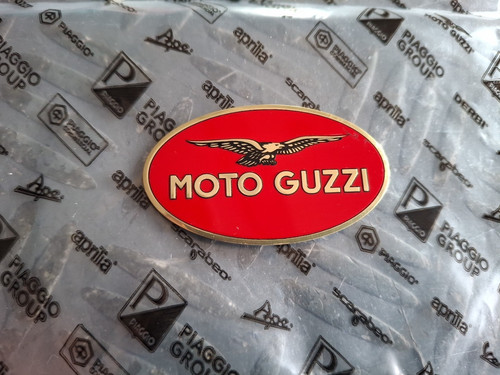Marchio moto guzzi - moto,